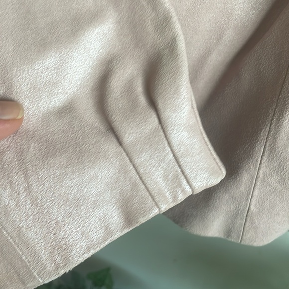 Pink Ruffled Danier Leather Jacket - Picture 9 of 9